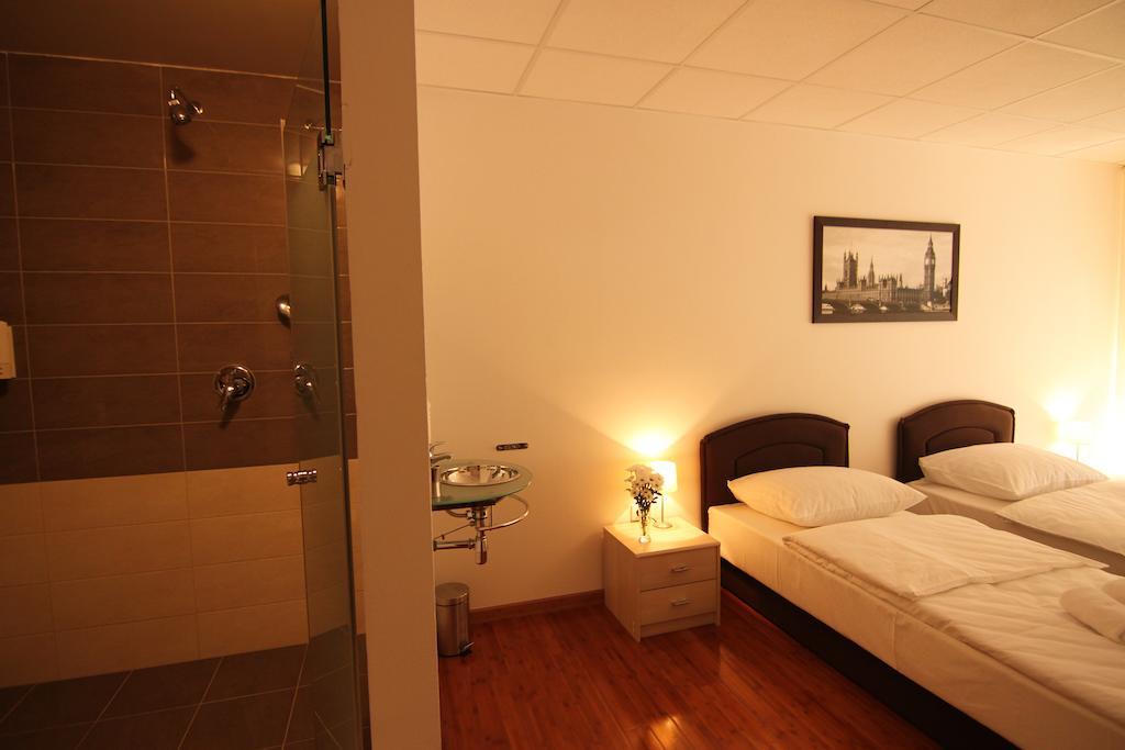 Rooms Xxl Zagreb Exterior photo