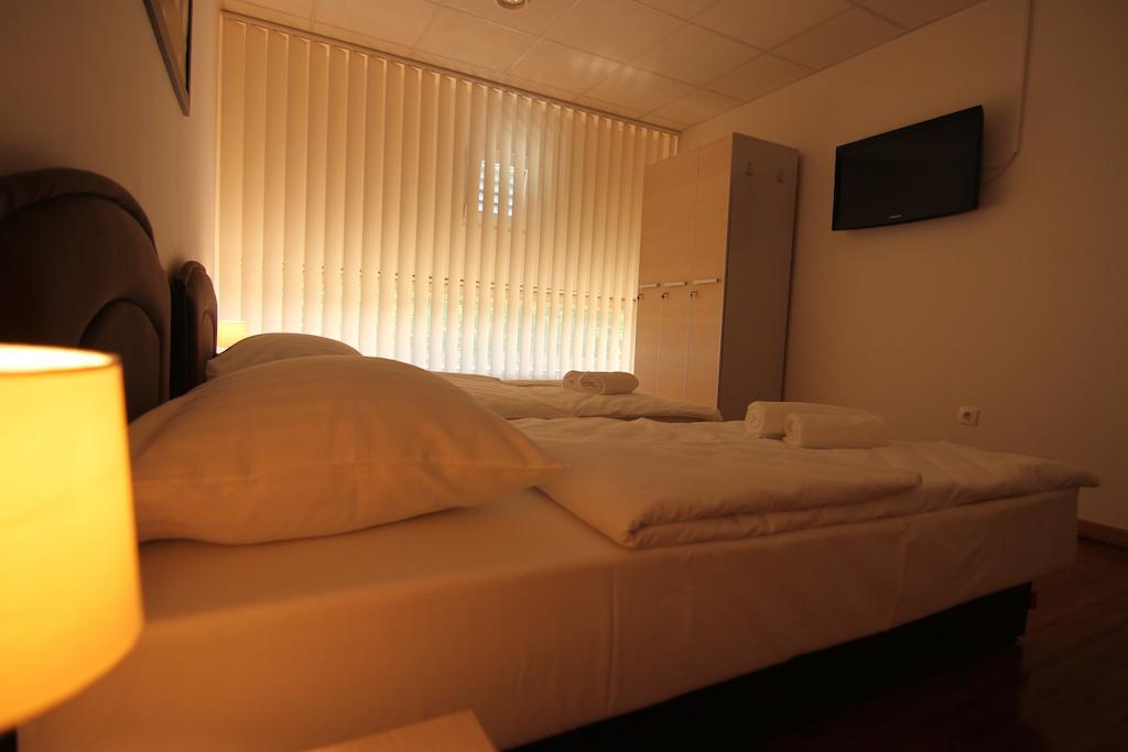 Rooms Xxl Zagreb Room photo